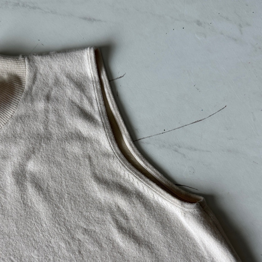 Skies Are Blue Ivory Sleeveless Top - Picture 4 of 8